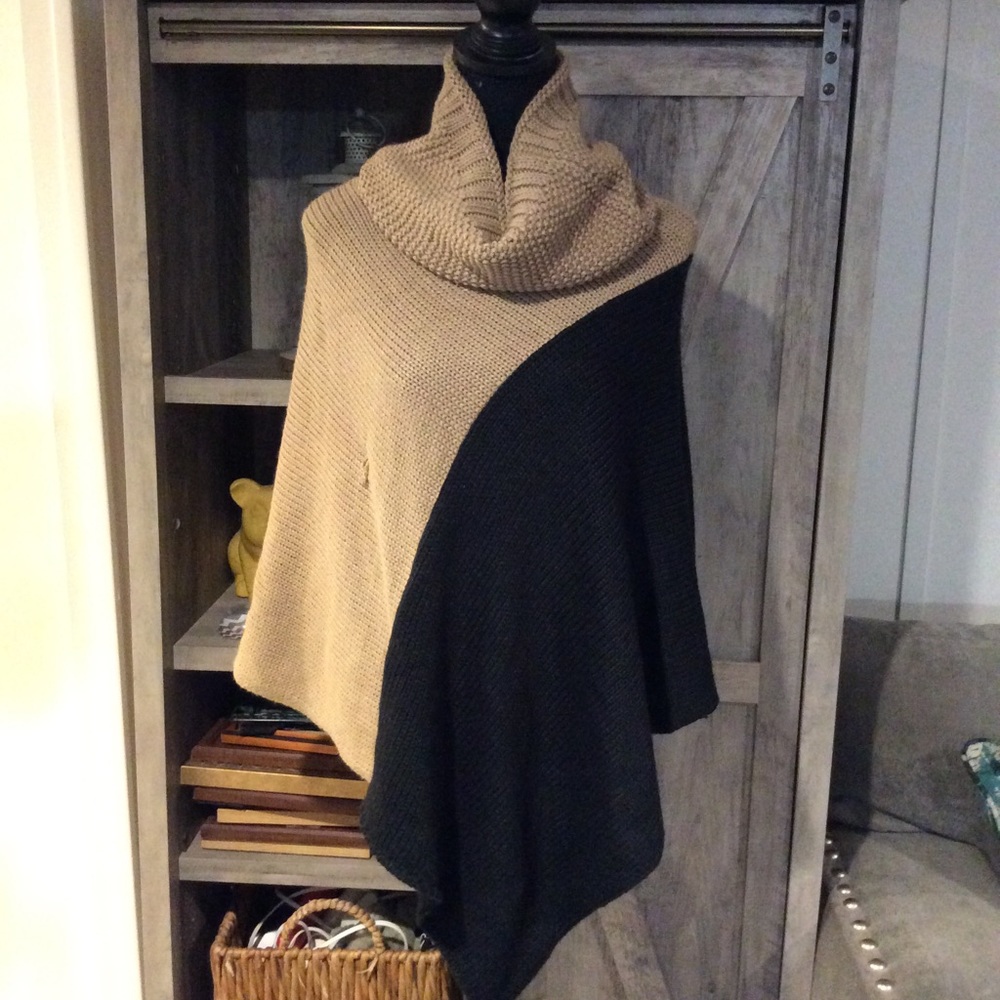 Express Poncho ✨